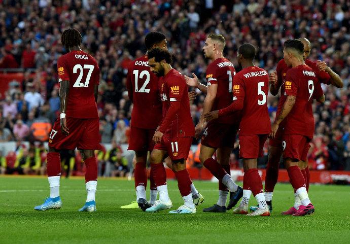 近15年谷歌每年搜索量最高球员：C罗10次断崖领先，梅西仅1次