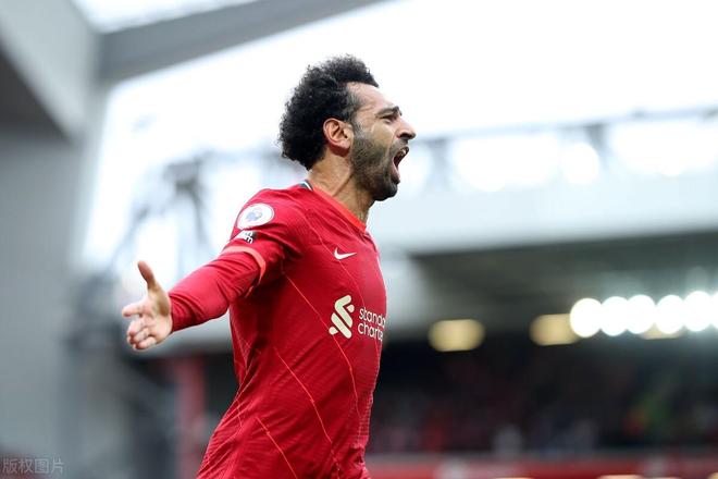 篮球湖人主力球员场上状态火热